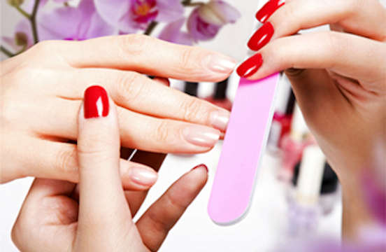 21€ για τρία (3) manicure με ημιμόνιμη βαφή και επιλογή μέσα από πολλά σχέδια και χρώματα στα Σεπόλια, μόλις λίγα λεπτά μακριά από το μετρό. Αρχική αξία 45€.